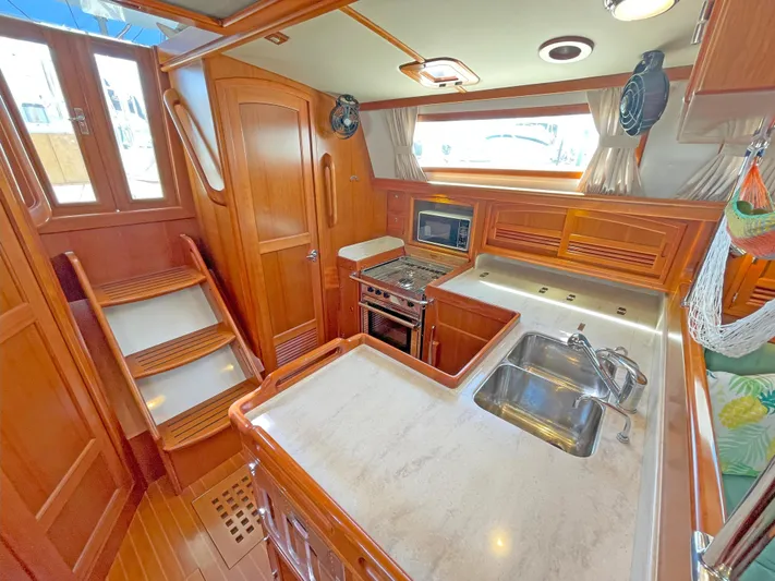 Manawa Yacht Photos Pics 