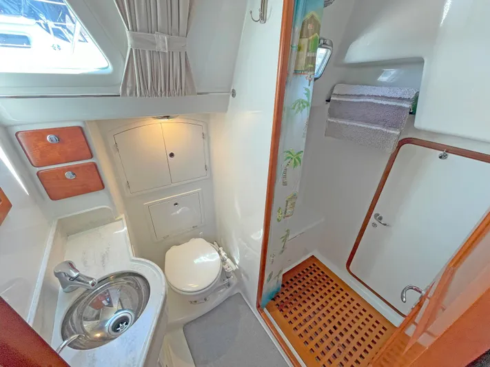 Manawa Yacht Photos Pics 