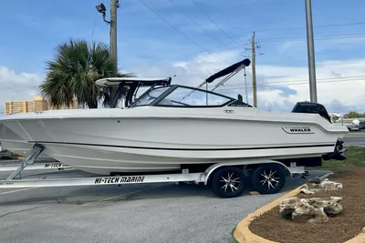 Boston Whaler 210 Vantage