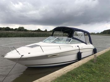 Sea Ray 215 Weekender