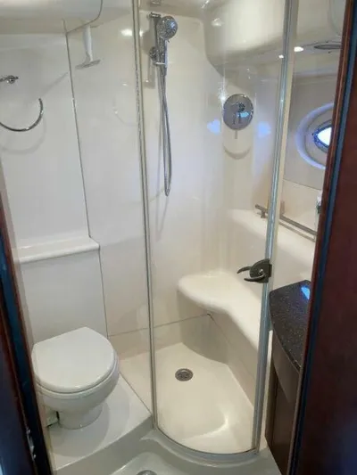 Good Karma Yacht Photos Pics 2012 Meridian 441 - Image 45