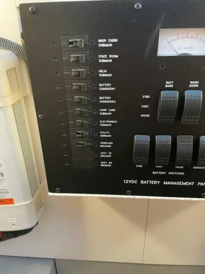 Good Karma Yacht Photos Pics 2012 Meridian 441 - Image 51