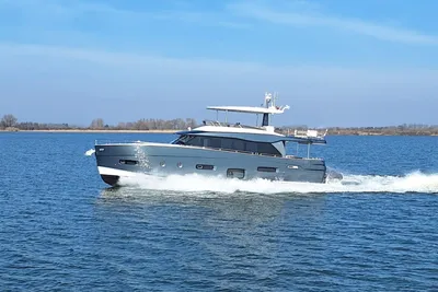 2020 Azimut Magellano 66