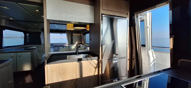 Bella Vita Yacht Photos Pics 