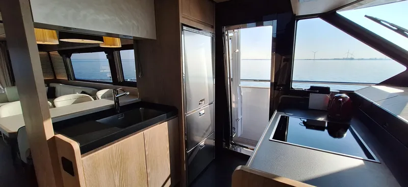 Bella Vita Yacht Photos Pics 