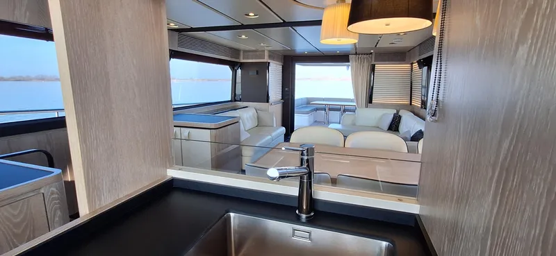 Bella Vita Yacht Photos Pics 