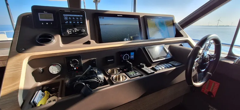 Bella Vita Yacht Photos Pics 