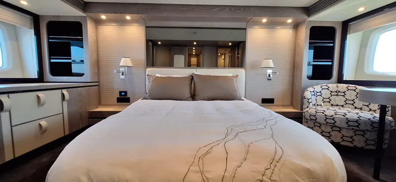 Bella Vita Yacht Photos Pics 