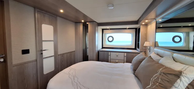 Bella Vita Yacht Photos Pics 