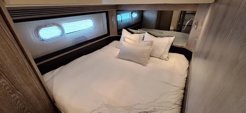 Bella Vita Yacht Photos Pics 