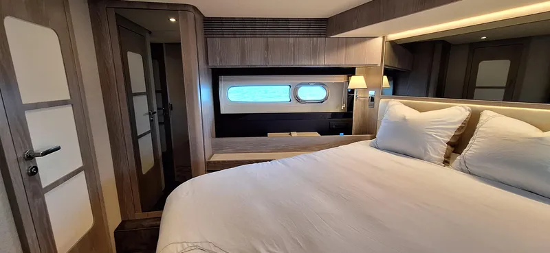 Bella Vita Yacht Photos Pics 