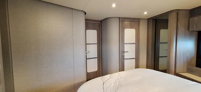 Bella Vita Yacht Photos Pics 