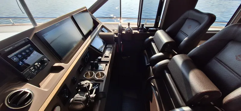 Bella Vita Yacht Photos Pics 