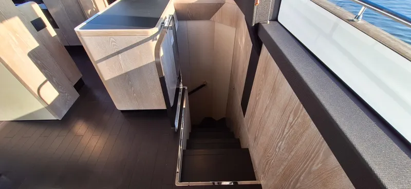 Bella Vita Yacht Photos Pics 