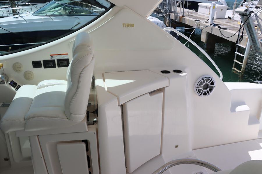 2008 Tiara Yachts 3900 Sovran