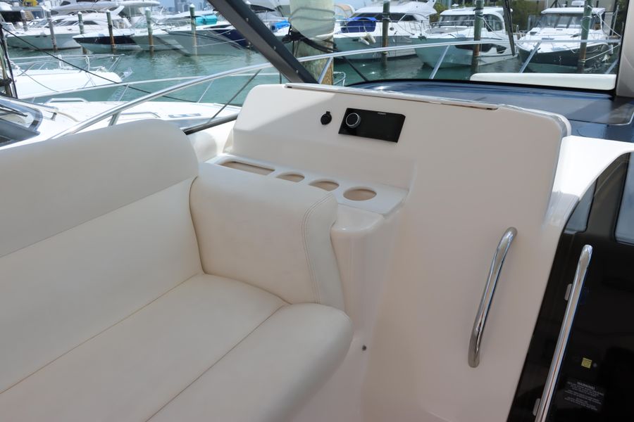 2008 Tiara Yachts 3900 Sovran