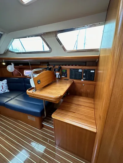 Lanikai Yacht Photos Pics 