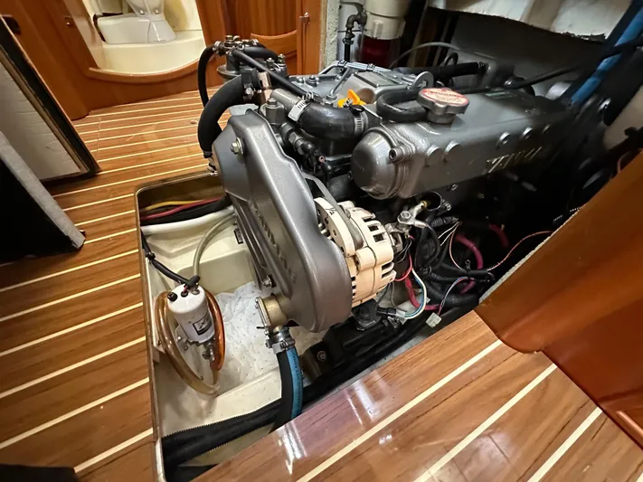 Lanikai Yacht Photos Pics 