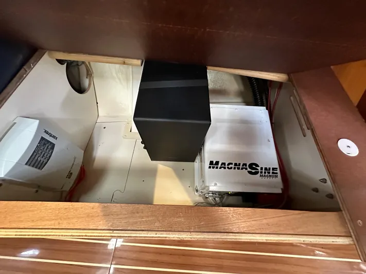 Lanikai Yacht Photos Pics 