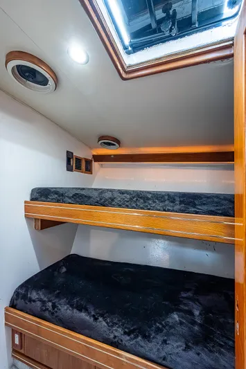 Retribution Yacht Photos Pics 