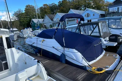 2005 Four Winns 248 Vista