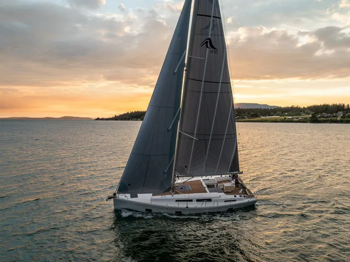 Sea #304 In Stock Yacht Photos Pics 