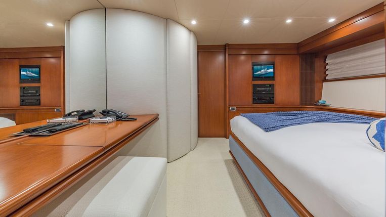 1990-144-heesen-145