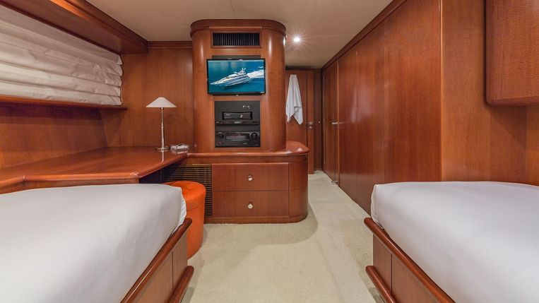 1990-144-heesen-145