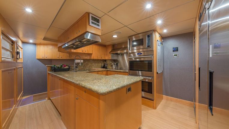 1990-144-heesen-145