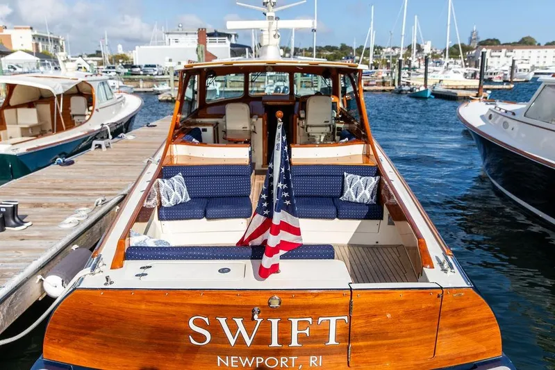 Swift Yacht Photos Pics Hinckley Talaria 40 yacht, 2005 model, docked in Newport, RI marina.