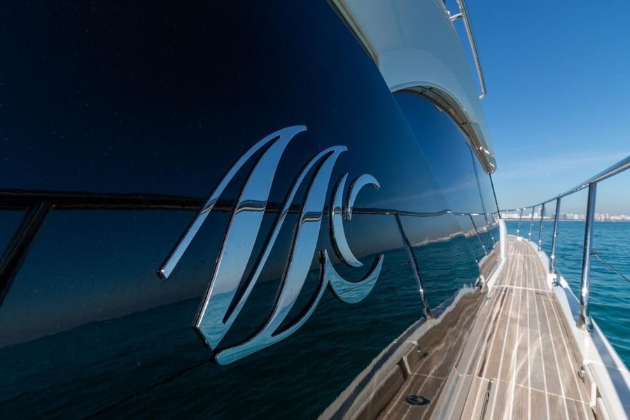 2016 Monte Carlo Yachts 6