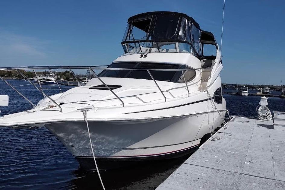 Silverton 330 Sport Bridge