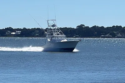 Out Island 38 Express Fisherman