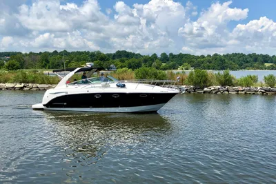 Chaparral 330 Signature