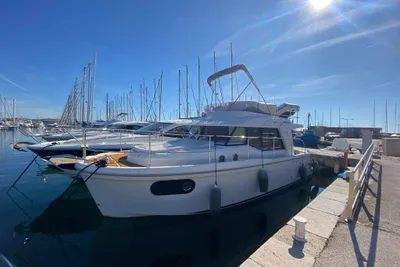 Beneteau Swift Trawler 30