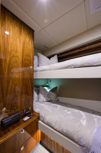 B-juled Yacht Photos Pics 2019 Riviera 5400 Sport Yacht - Image 77