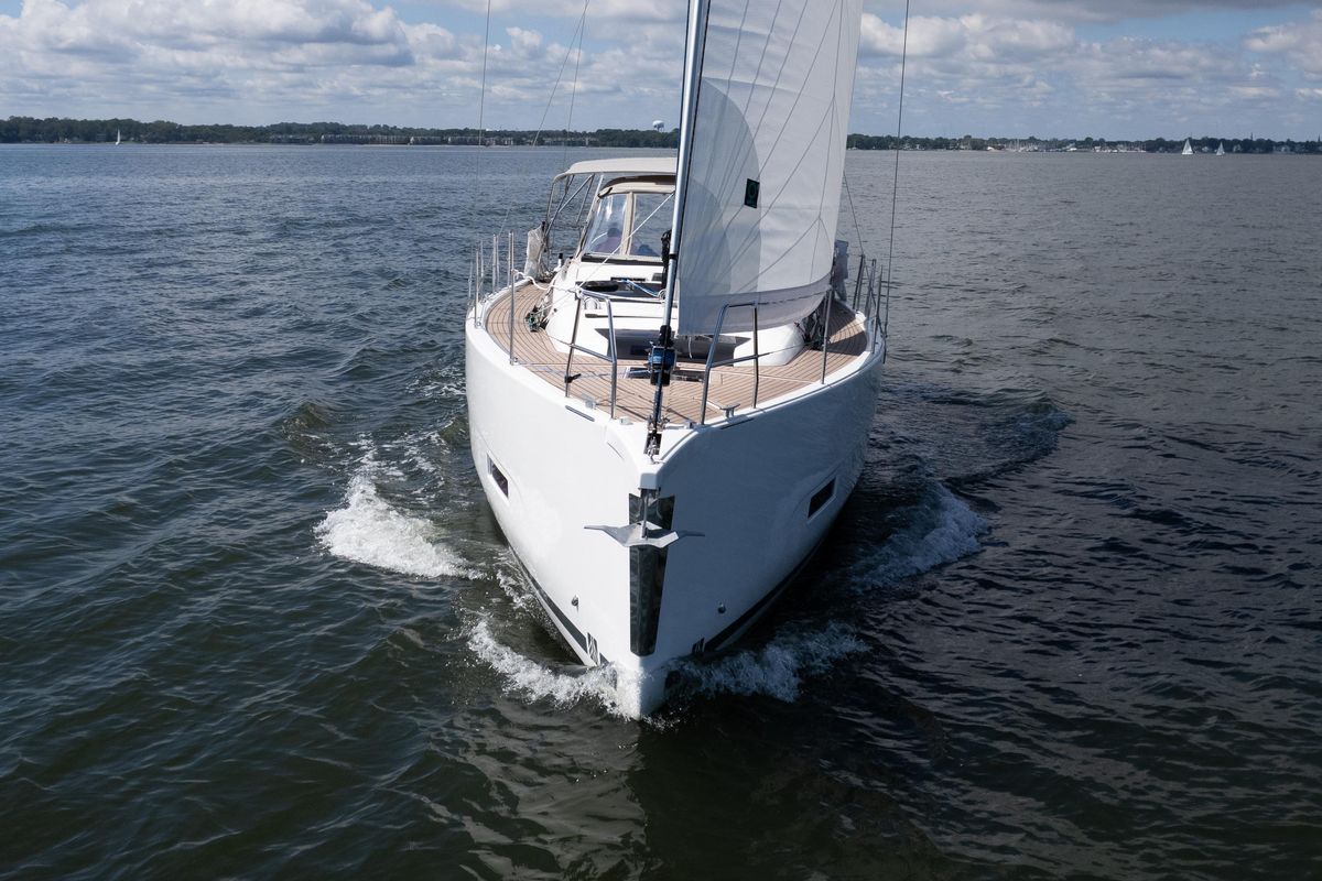 2023 Dufour 39 
