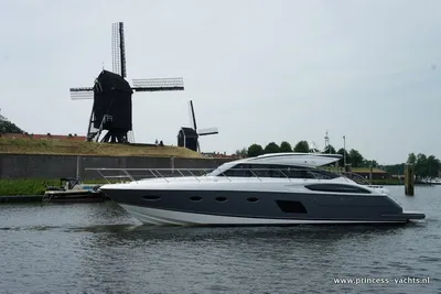 2015 Princess V57 year 2015