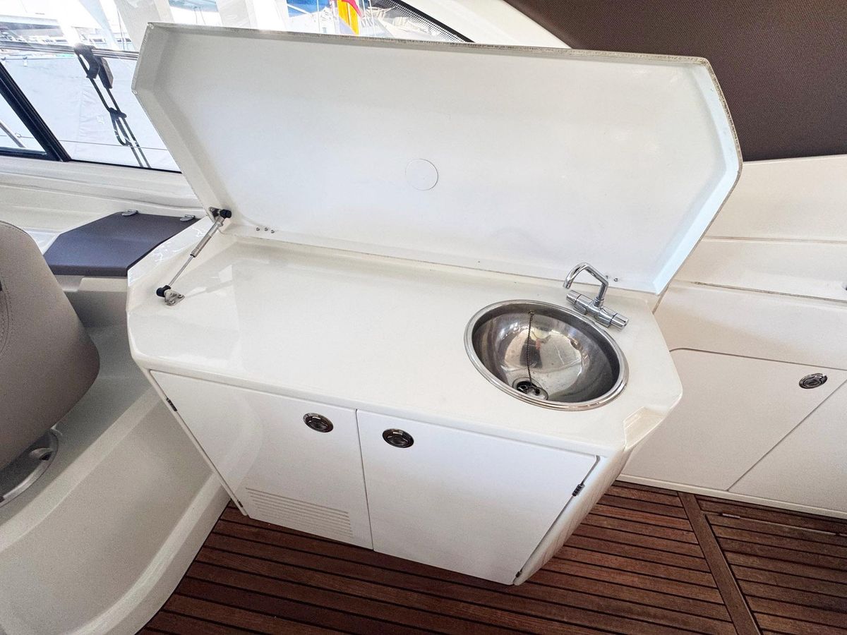 2015 Beneteau 44 