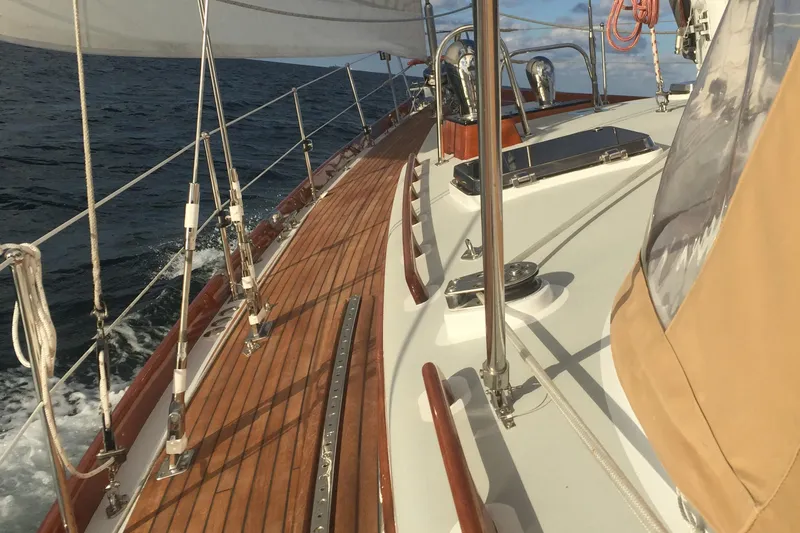 Jasmine Yacht Photos Pics 