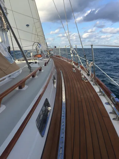 Jasmine Yacht Photos Pics 