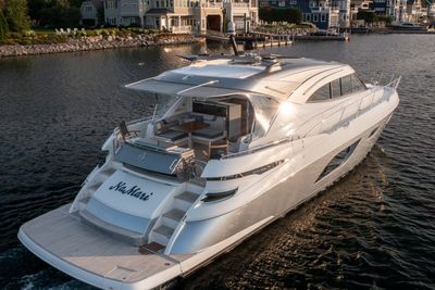 Yacht