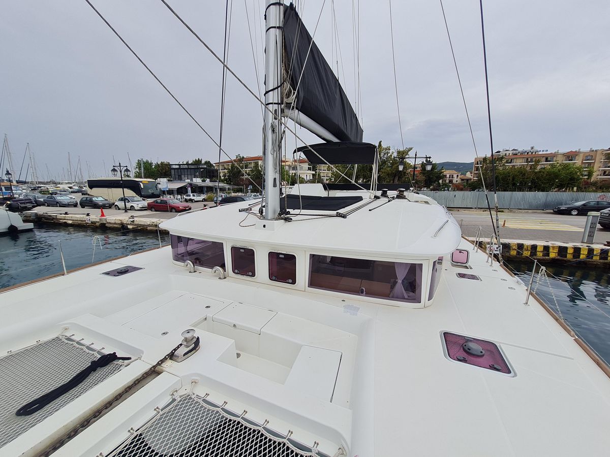 2012 Lagoon 45 