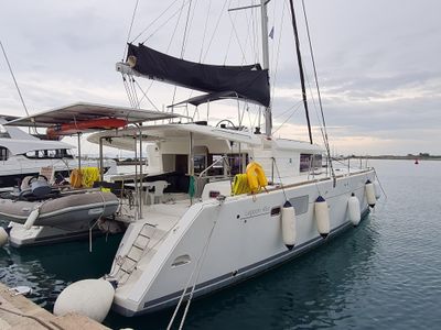 Yacht