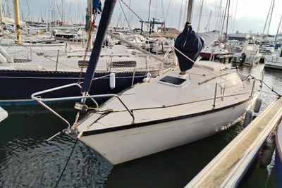 1980 Beneteau First 22