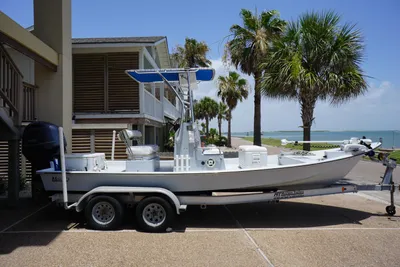 Mowdy Boats 23