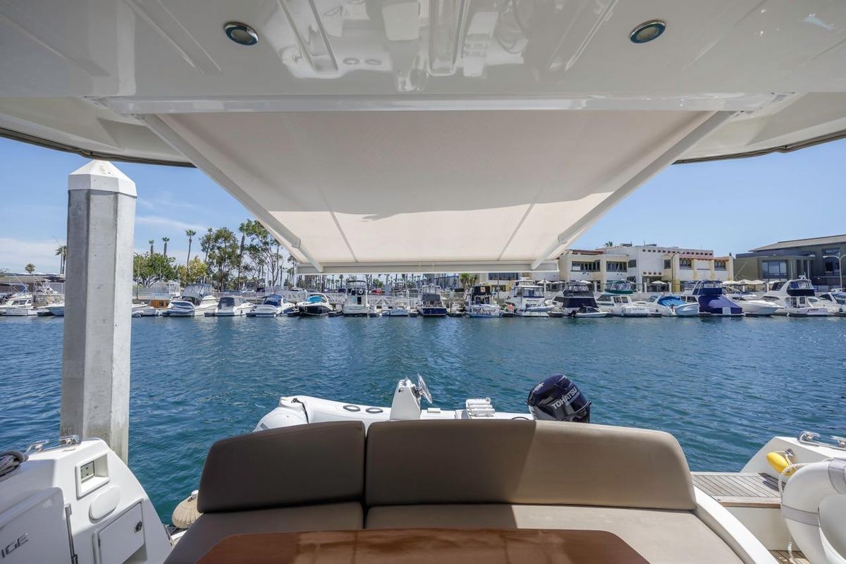 2015 Prestige 50 