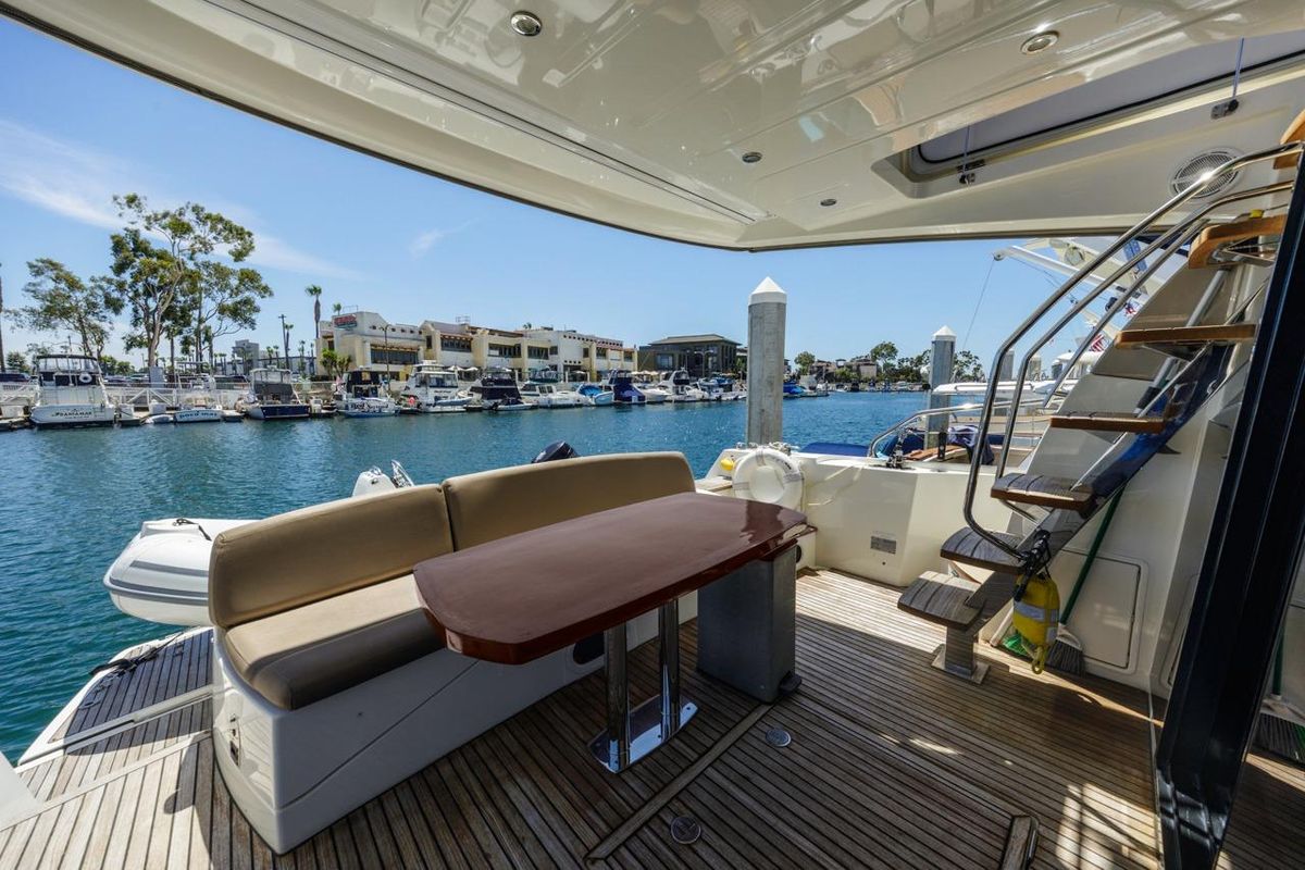 2015 Prestige 50 