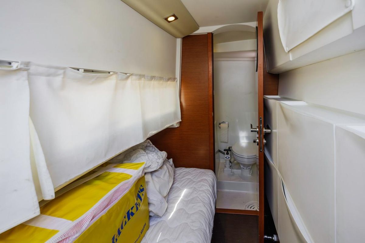 2015 Prestige 50 