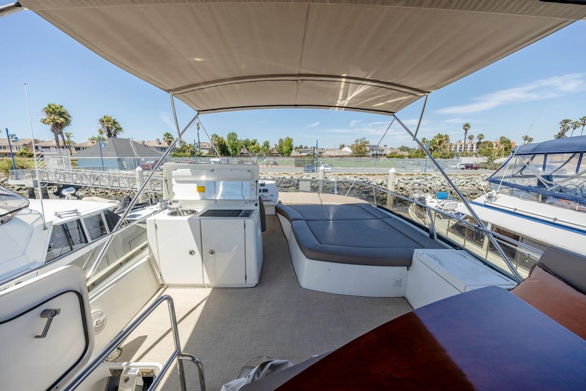 2015 Prestige 50 